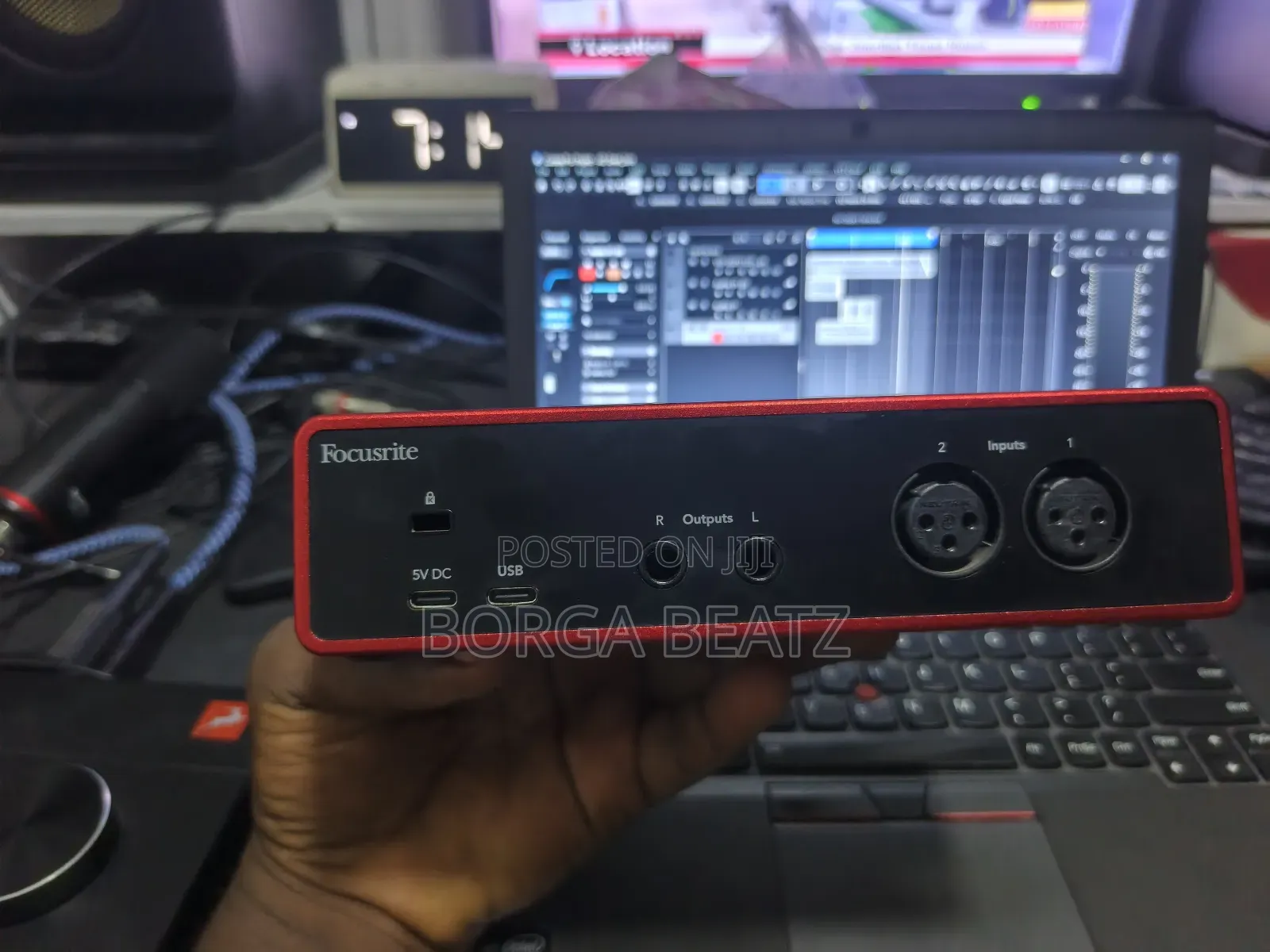 Focusrite 2i2 4th Gen Scarlett Studio Soundcard