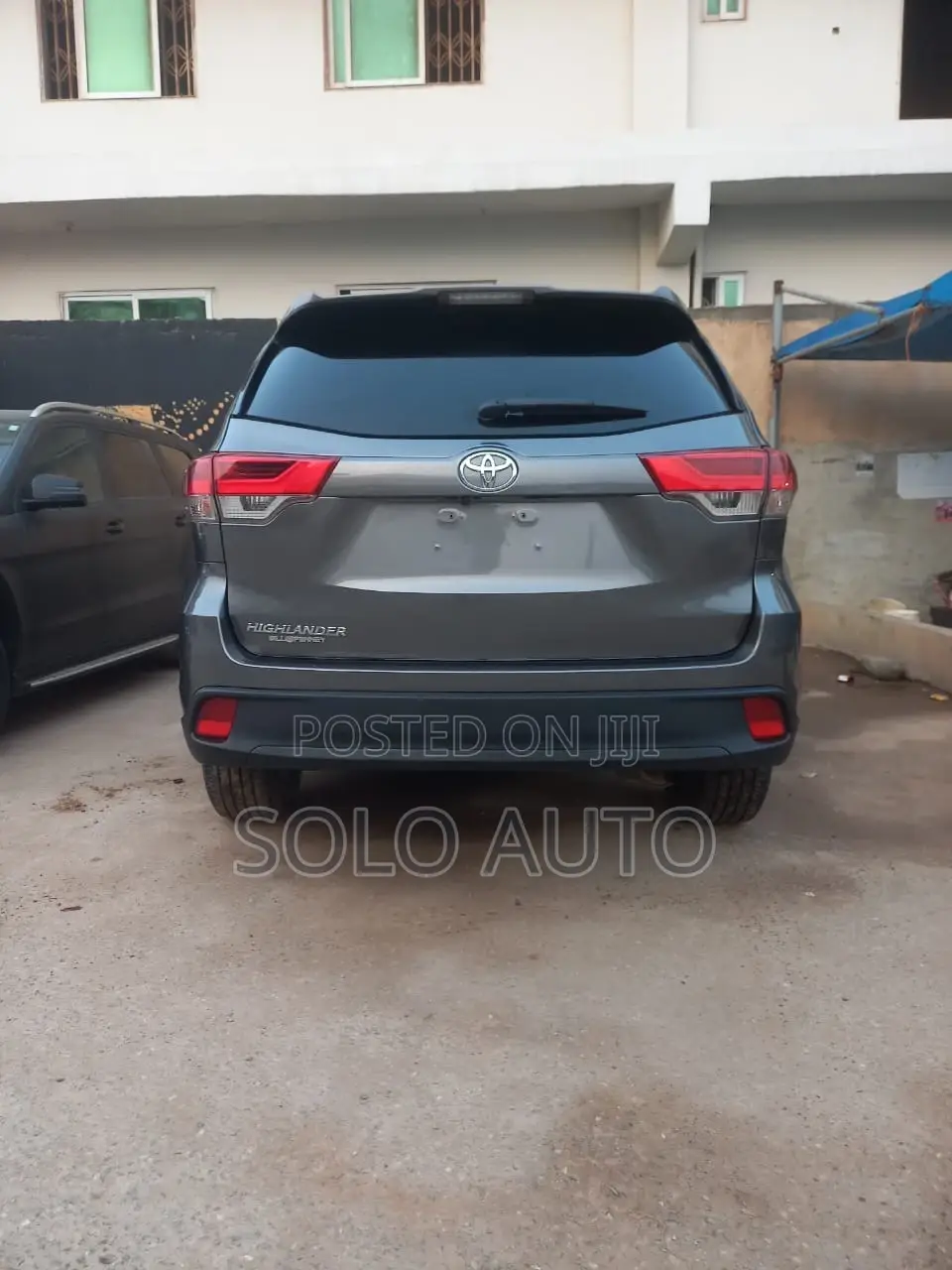 Toyota Highlander LE 2019 Gray