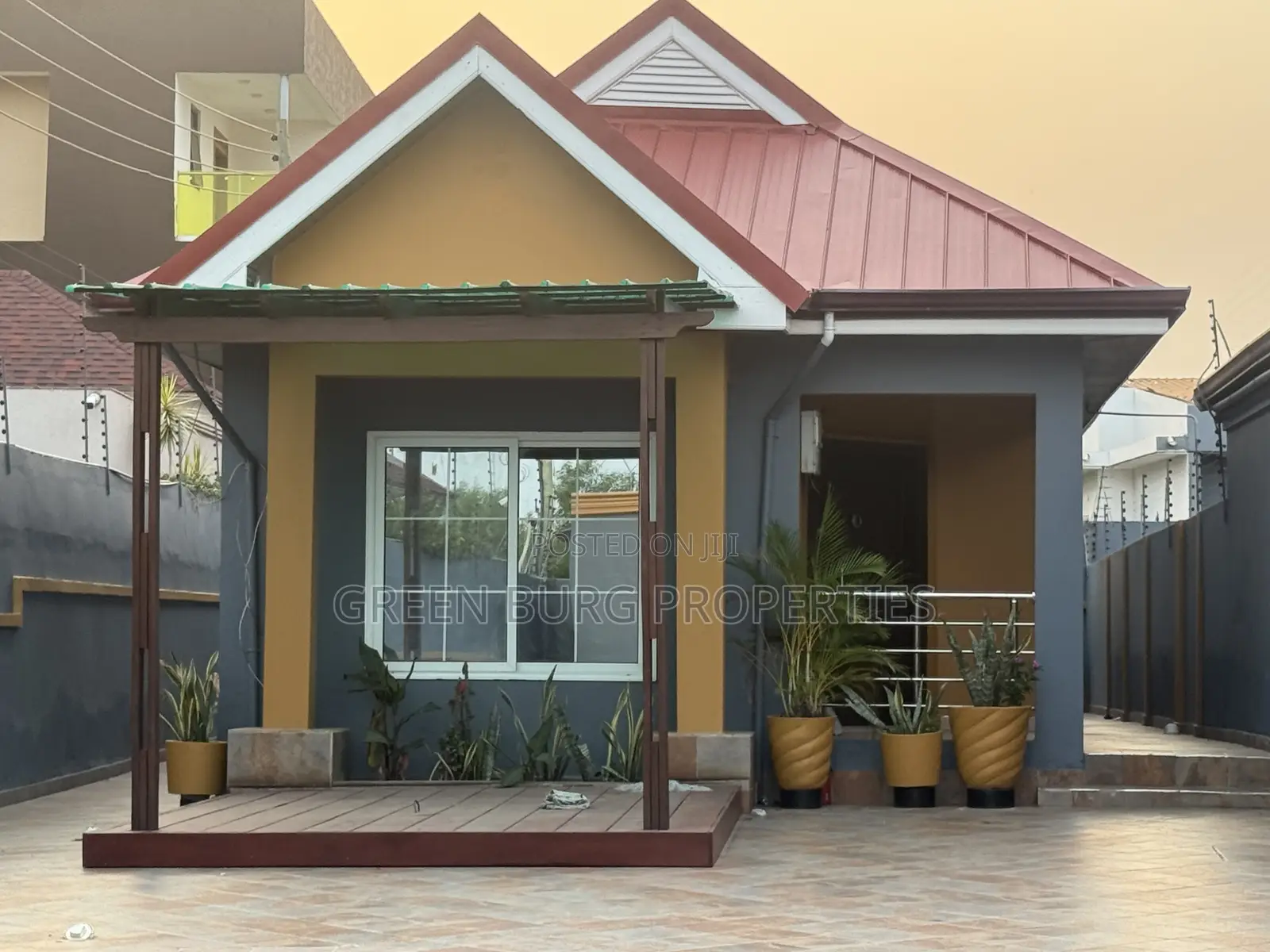 2bdrm House in Green, East Legon for rent