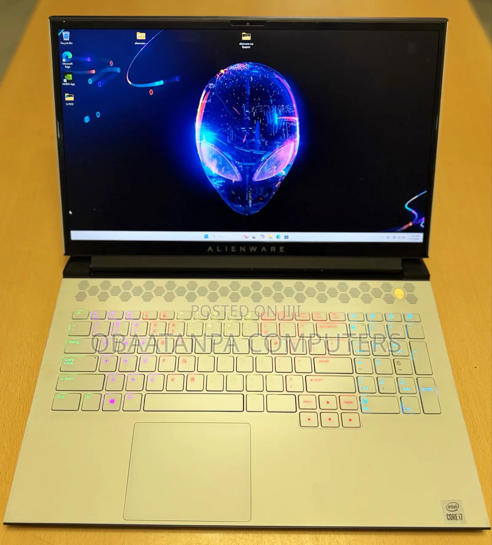 Laptop Dell Alienware M17 R4 16GB Intel Core I7 SSD 1T