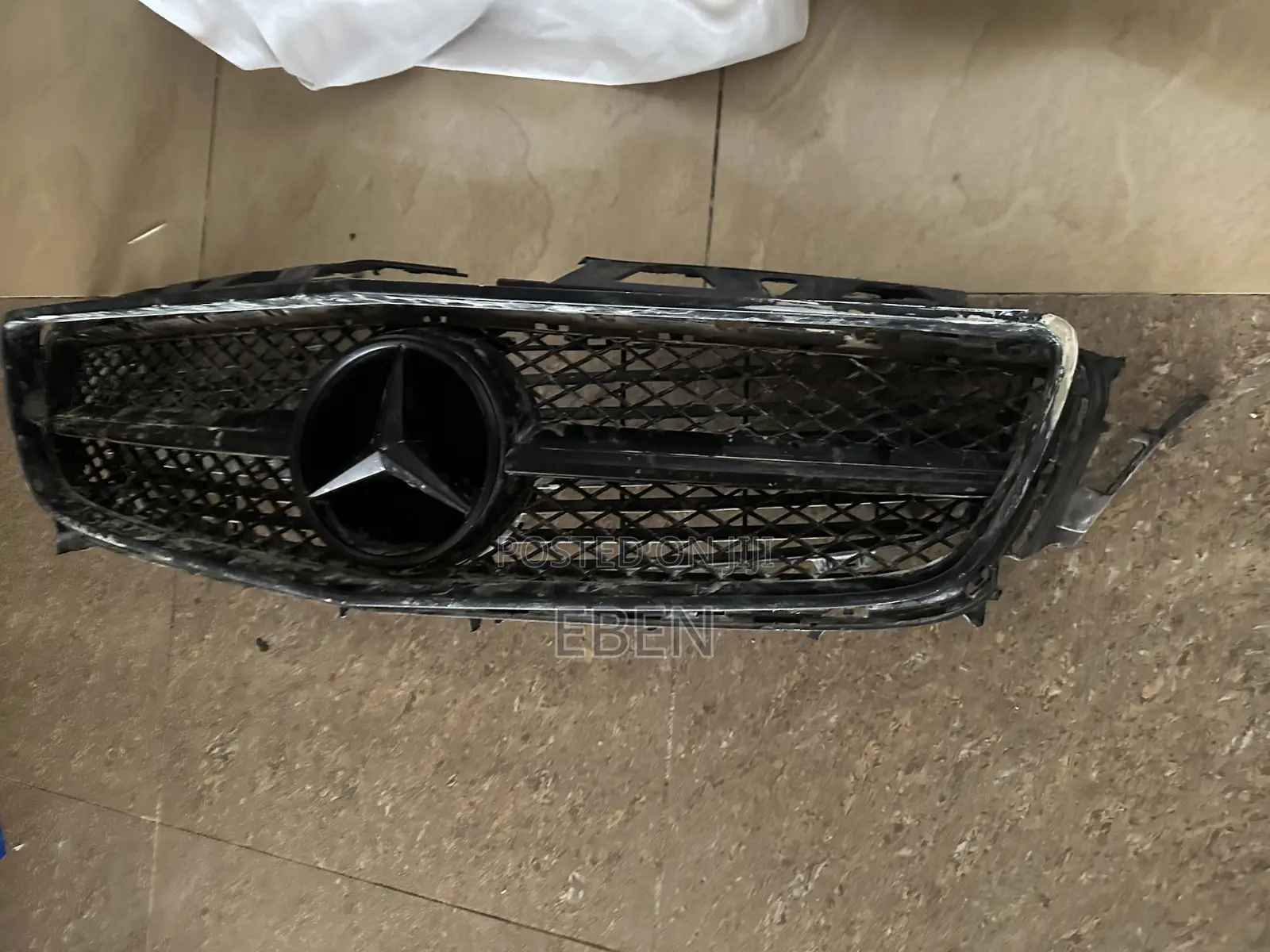 Mercedes W218 CLS Front Grille