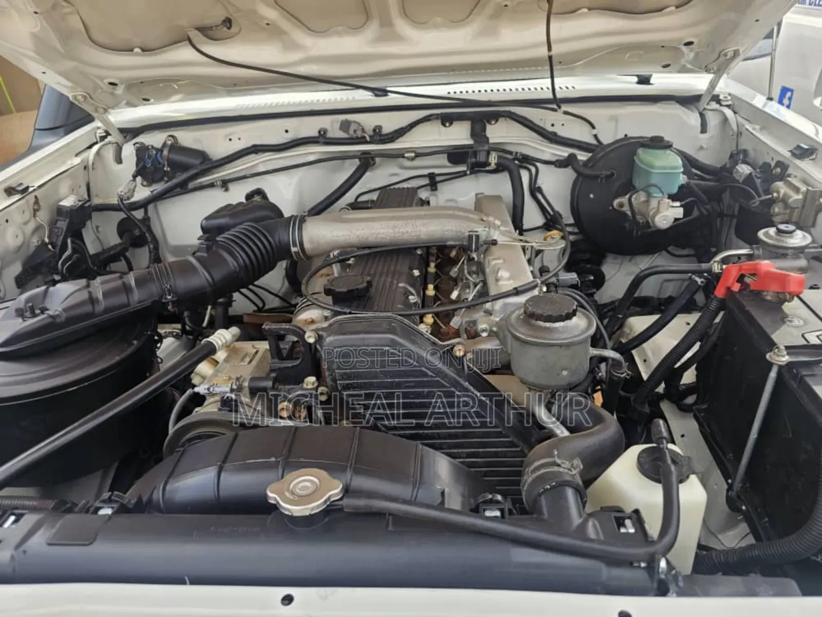 Toyota Land Cruiser 2022 White