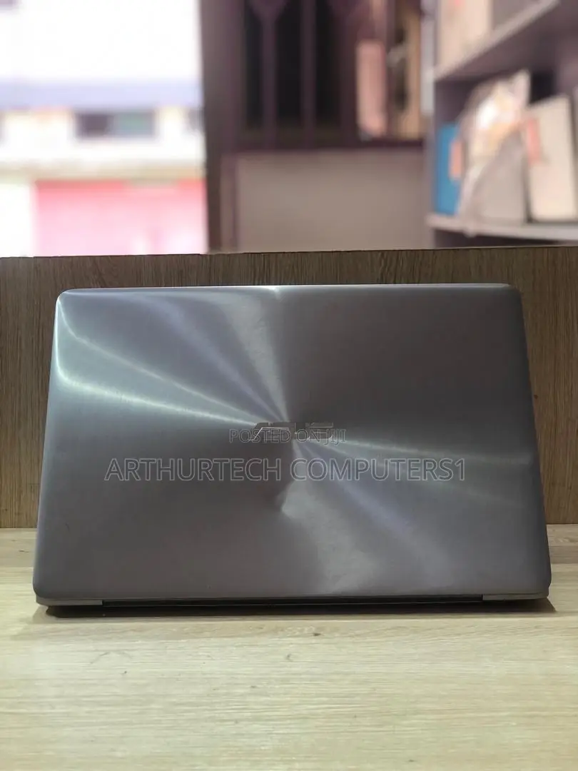 Laptop Asus 8GB Intel Core I7 HDD+SSD 500GB