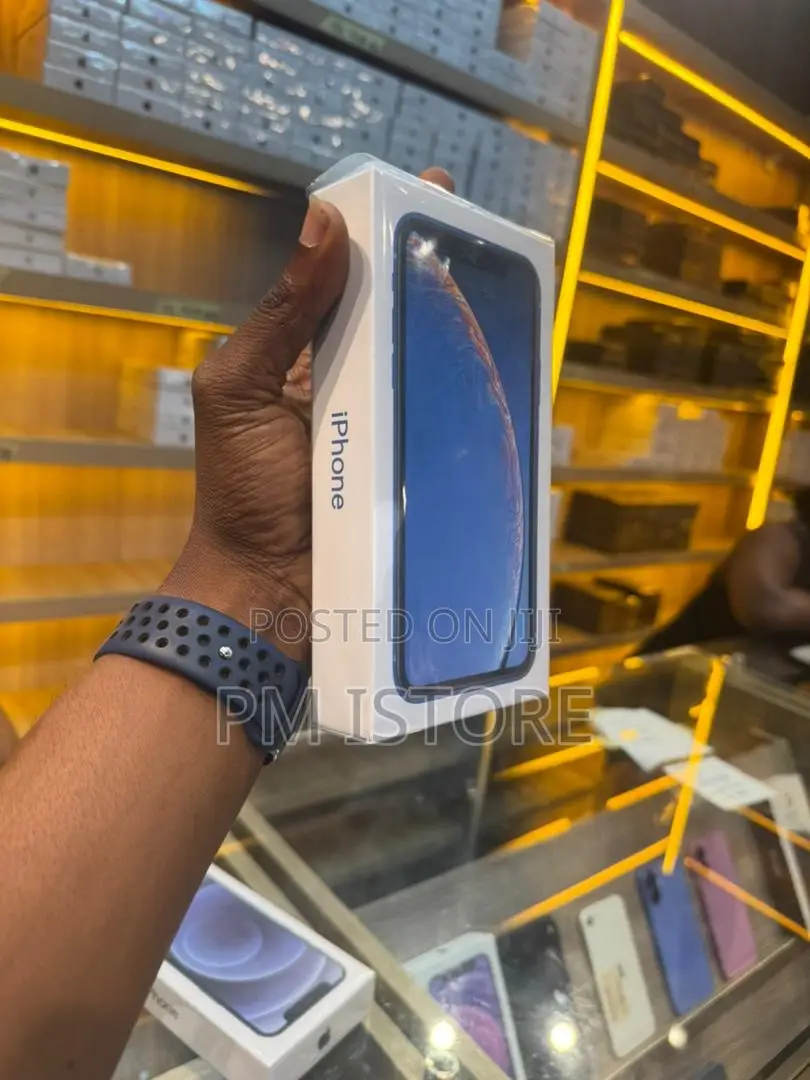 New Apple iPhone XR 128 GB Blue