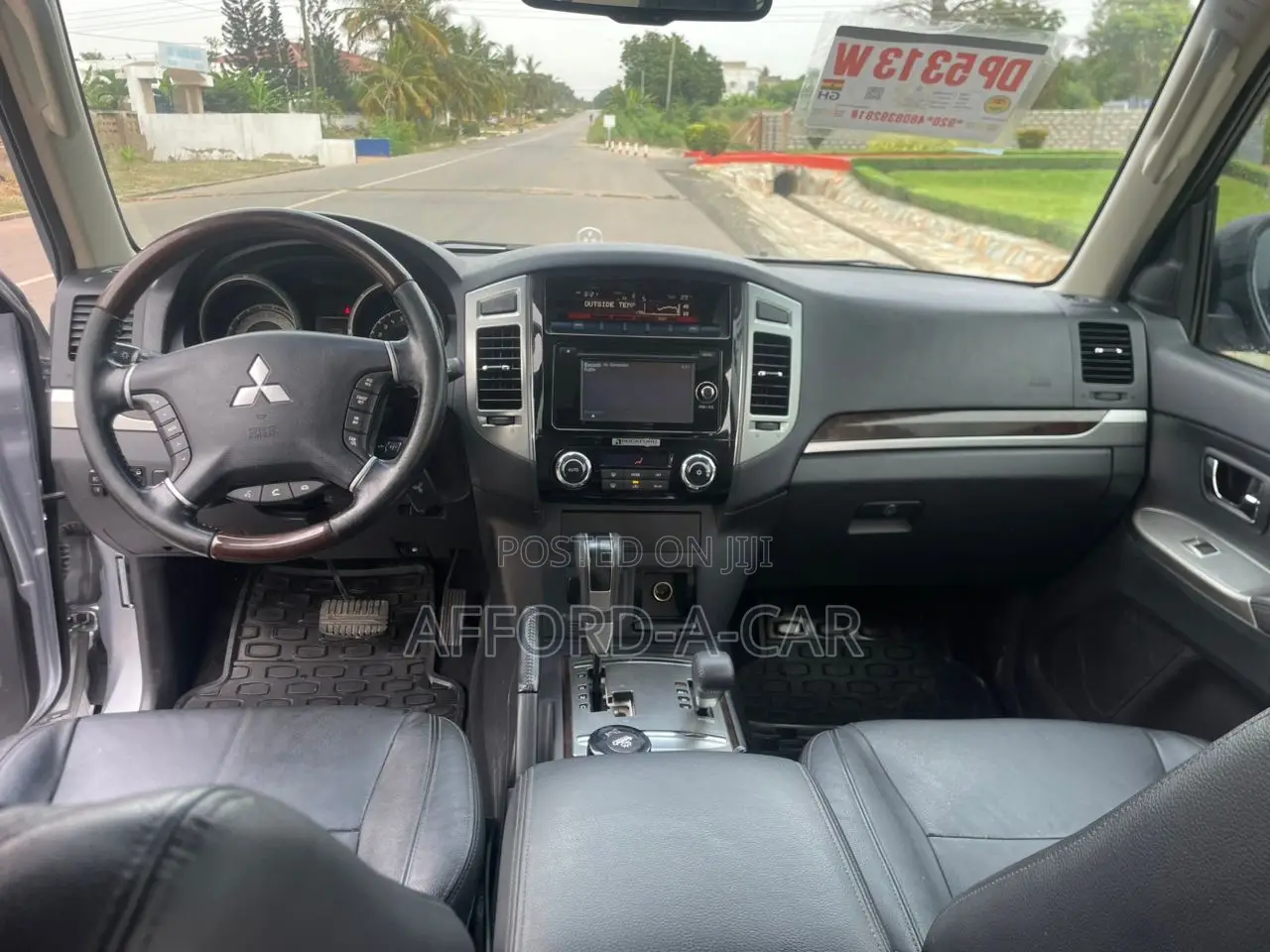 Mitsubishi Pajero V80 3.5 V6 GL/GLS 2017 Silver