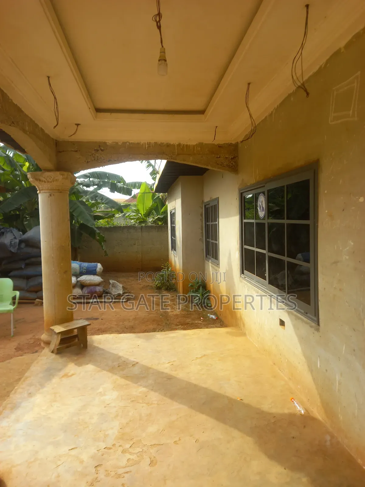 3bdrm House in Santasi Ampabame, Kumasi Metropolitan for sale