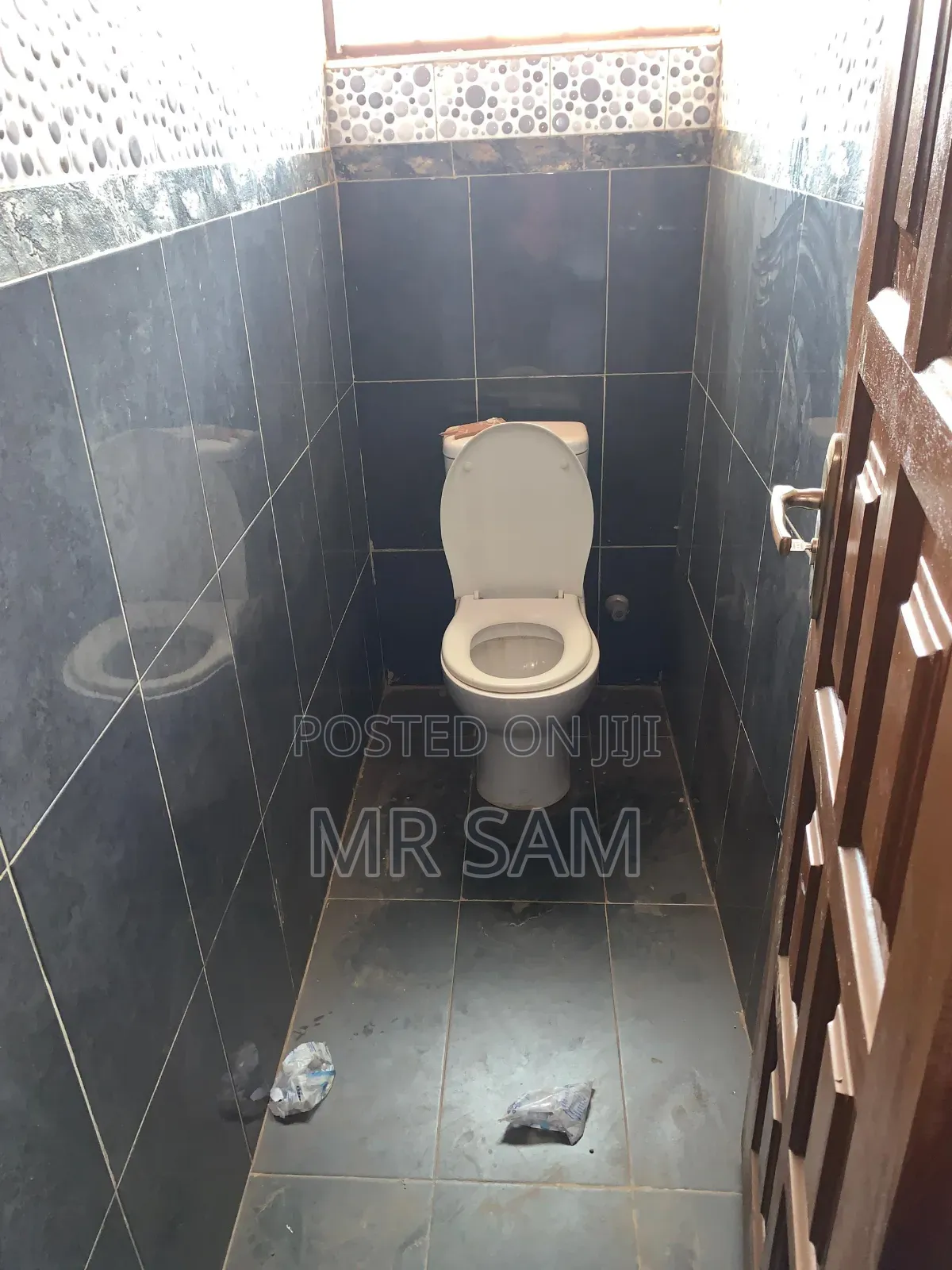5bdrm House in Sam Properties, Awoshie for sale