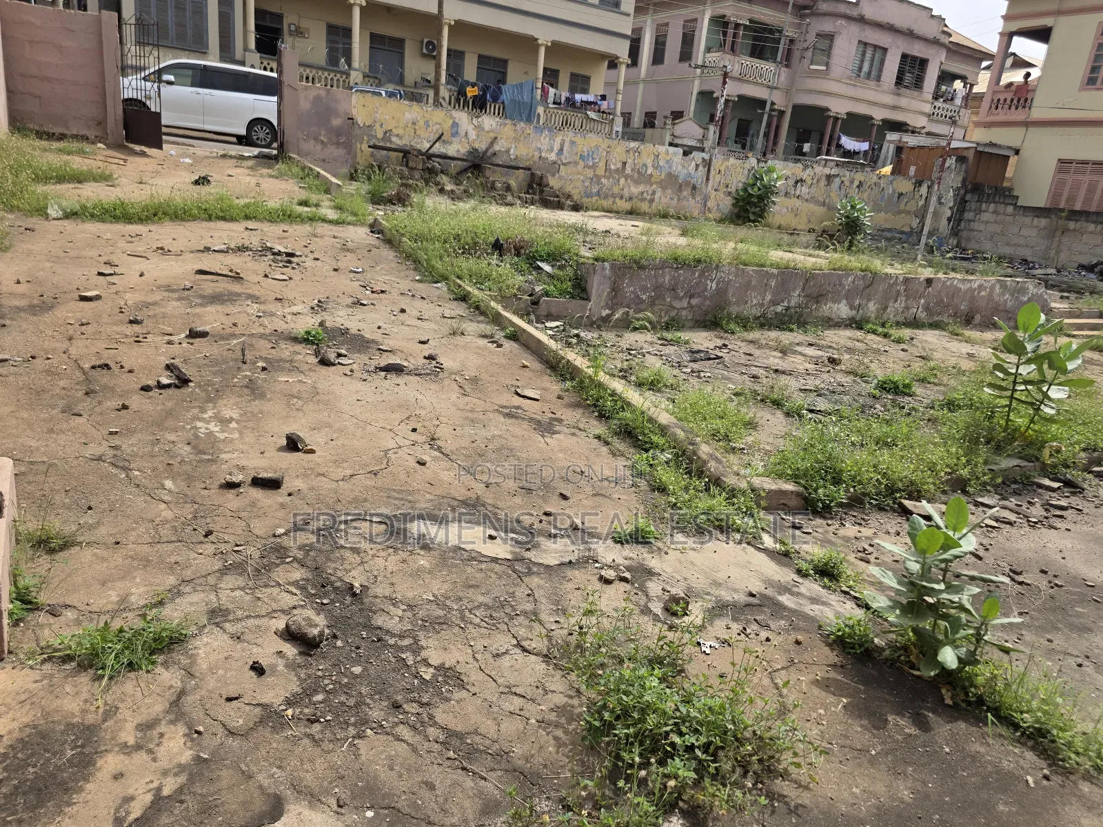 5bdrm House in Fredimens Real, Kumasi Metropolitan for sale