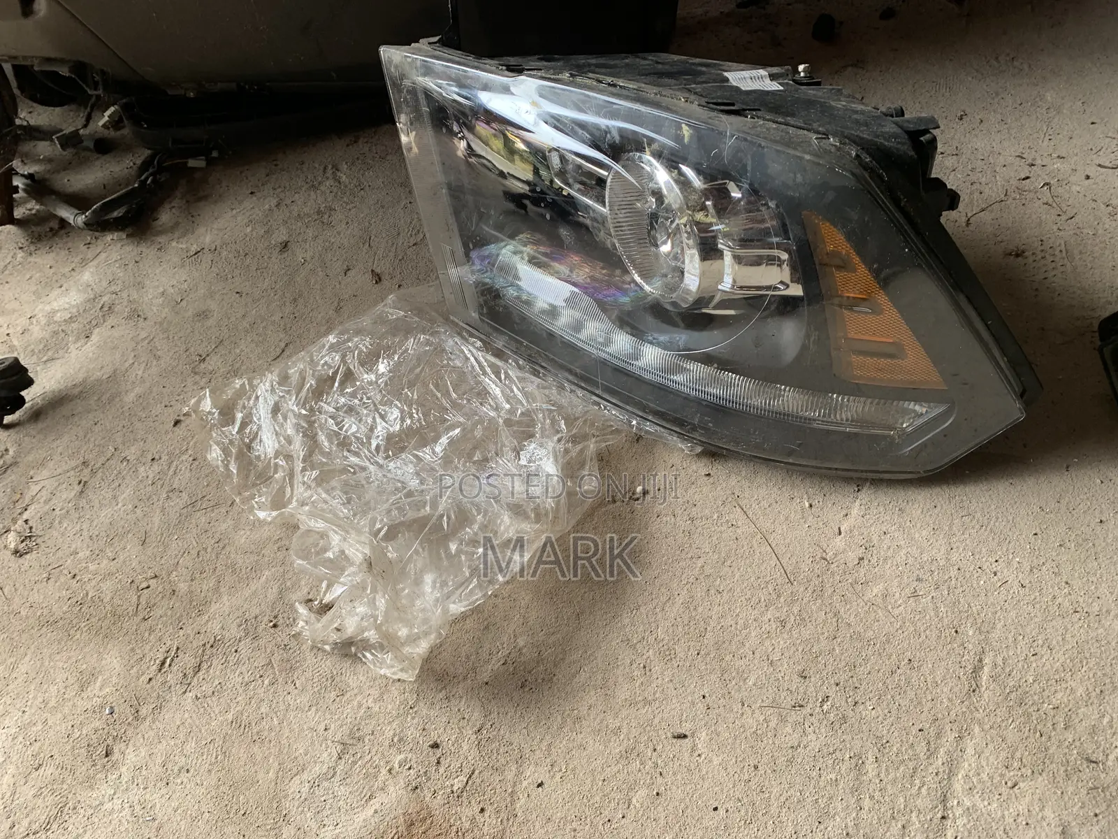 Dodge Ram Headlight Pair 2013-2018