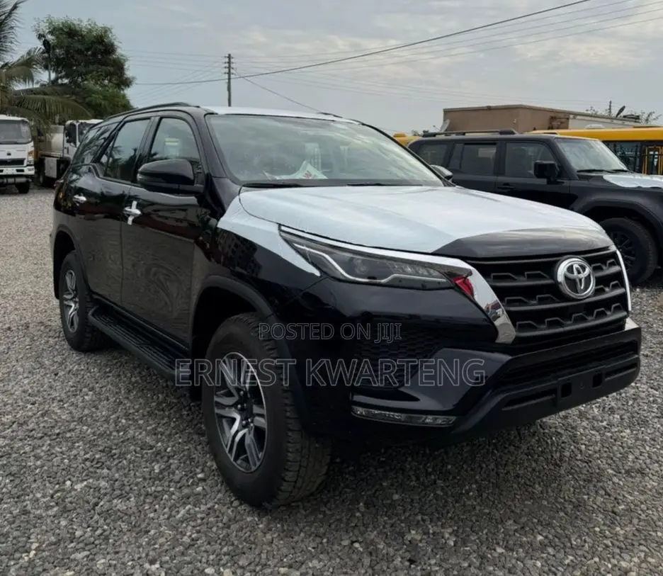 New Toyota Fortuner 2025 Gray