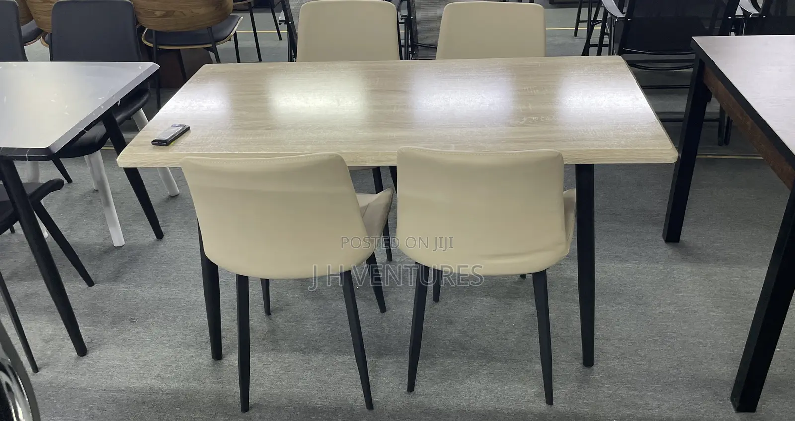 4 Seater Dining Table