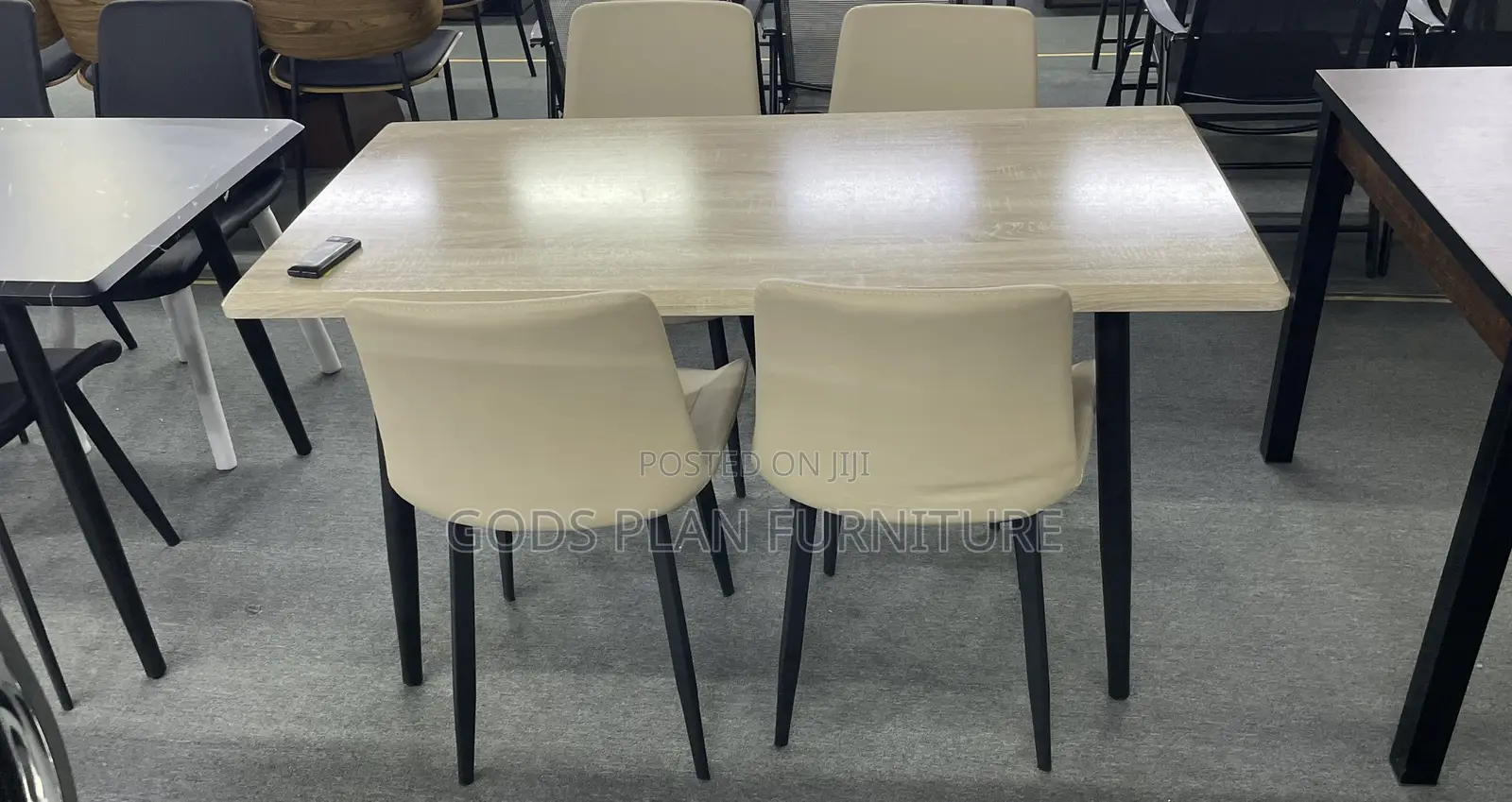 4 Seater Dining Table