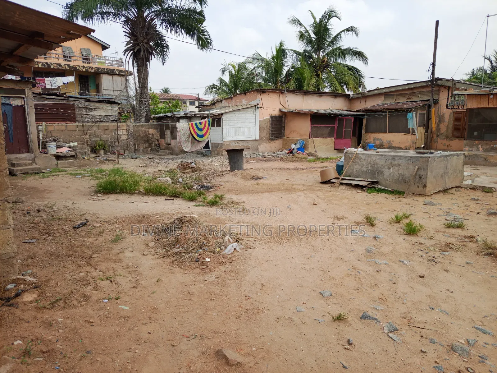 4bdrm House in Abelemkpe for sale