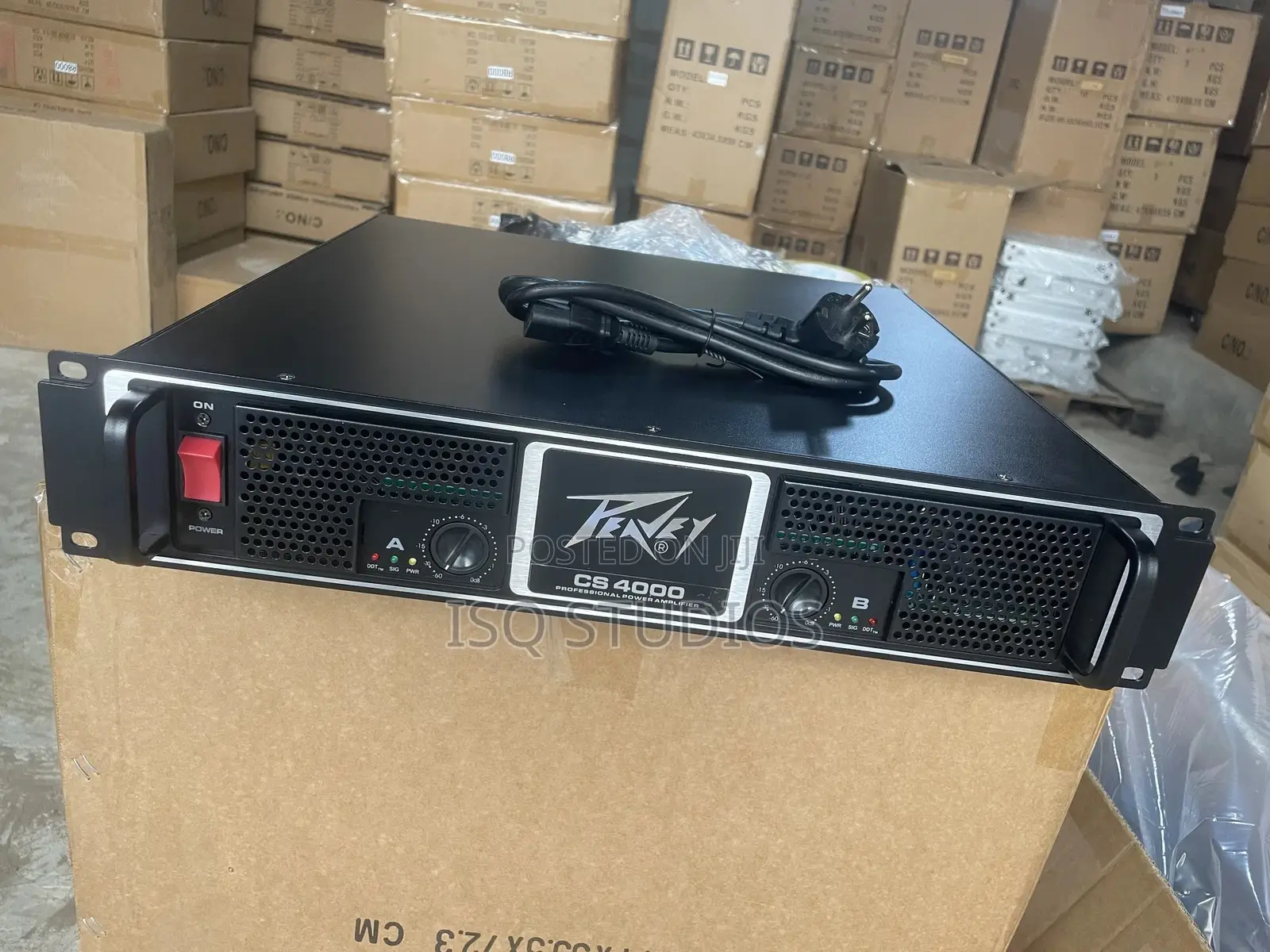 Peavey Cs4000 2-Channel Amplifier