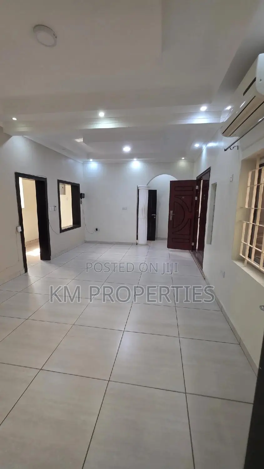 2bdrm Duplex in Cantonments for rent