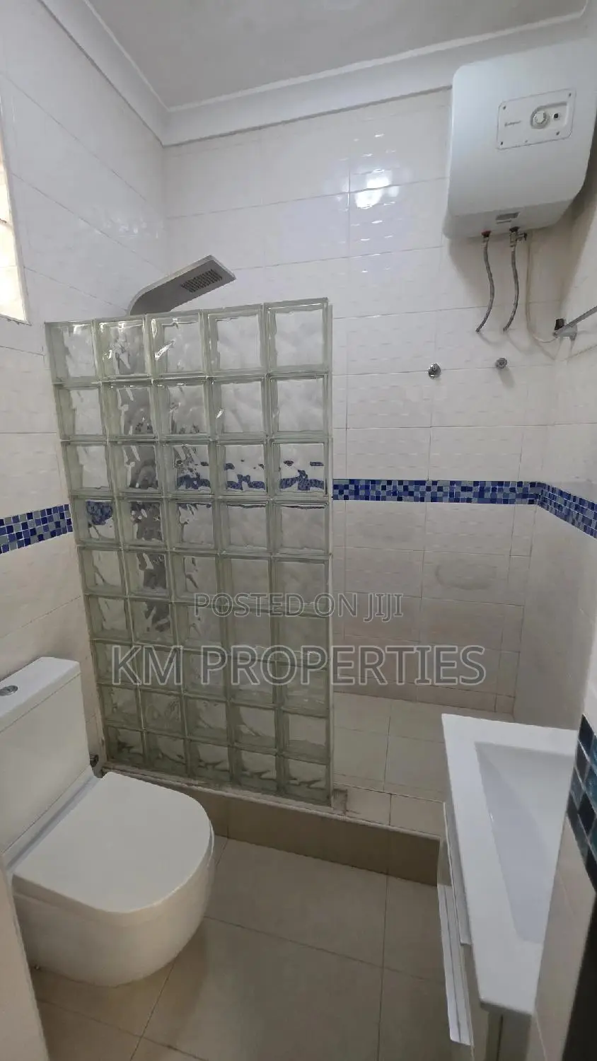 2bdrm Duplex in Cantonments for rent