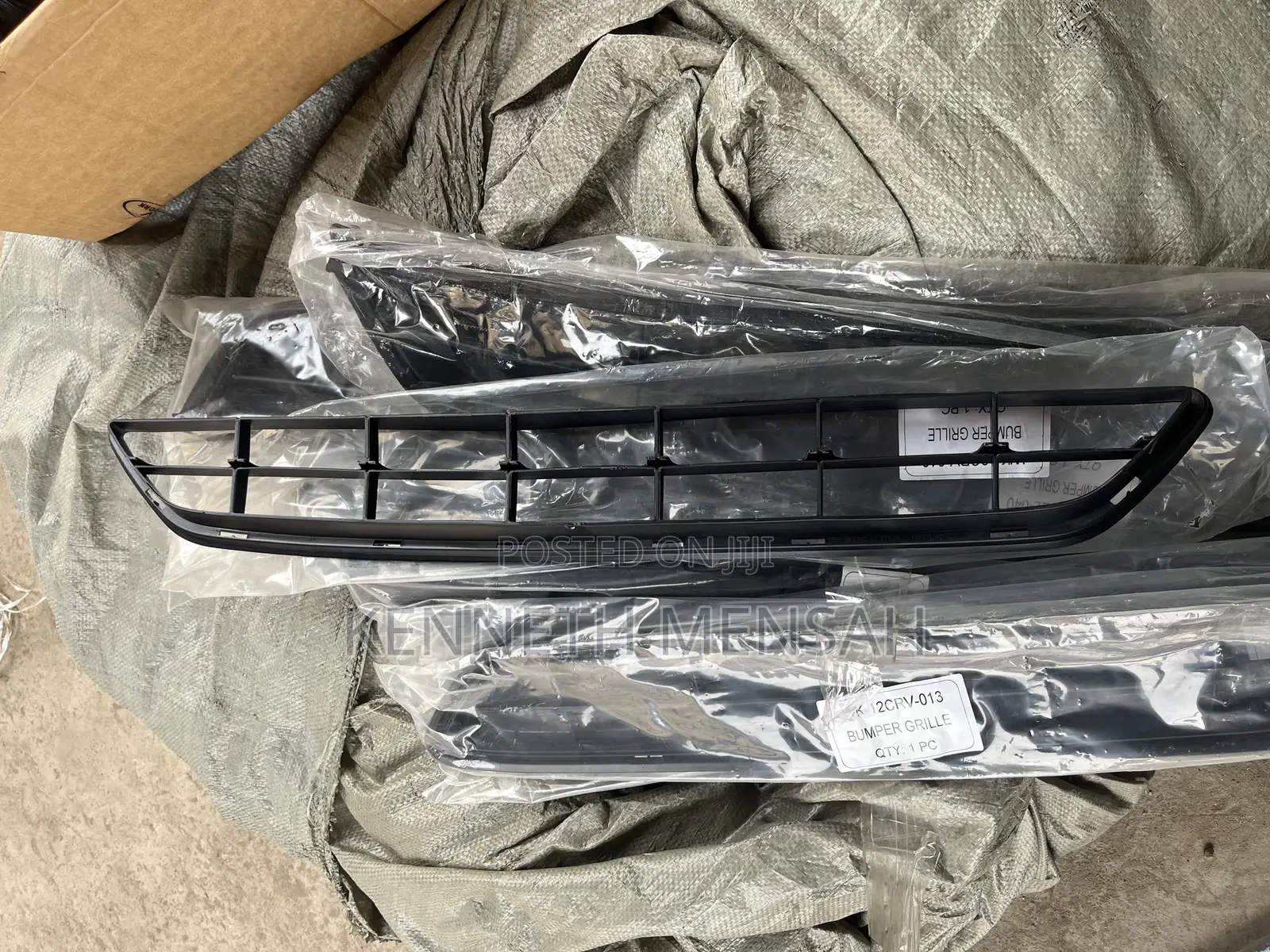 Honda Crv 2012-2014 Front Bumper Down Grill