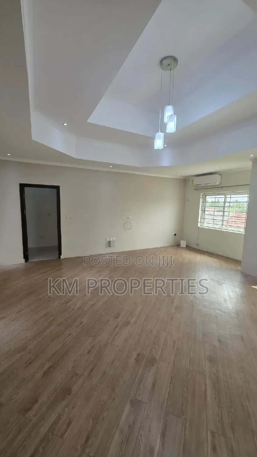 2bdrm Duplex in Cantonments for rent