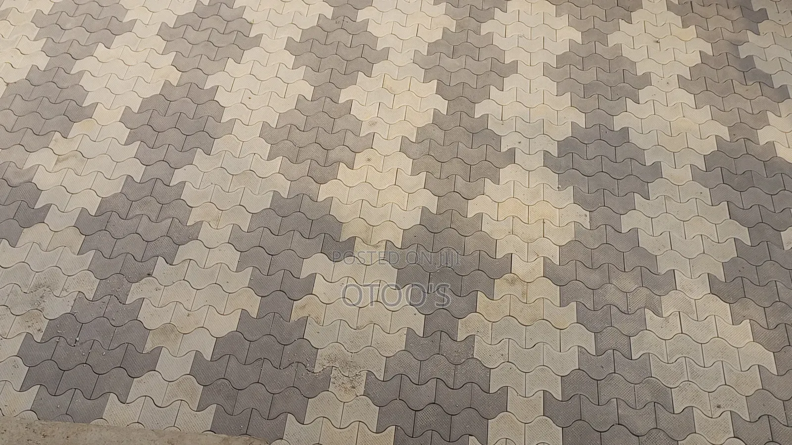 Get 5-7% Discount.C"Shape Interlocking Pavers.
