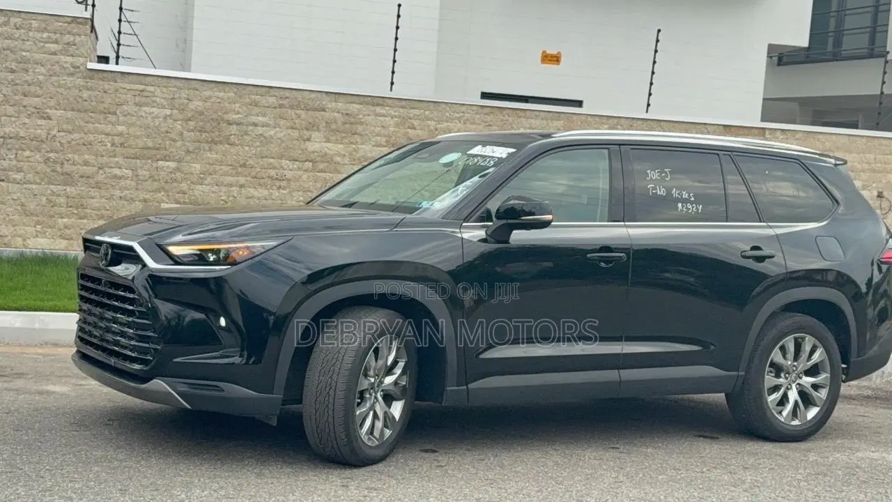 Toyota Grand Highlander Limited AWD 2024 Black