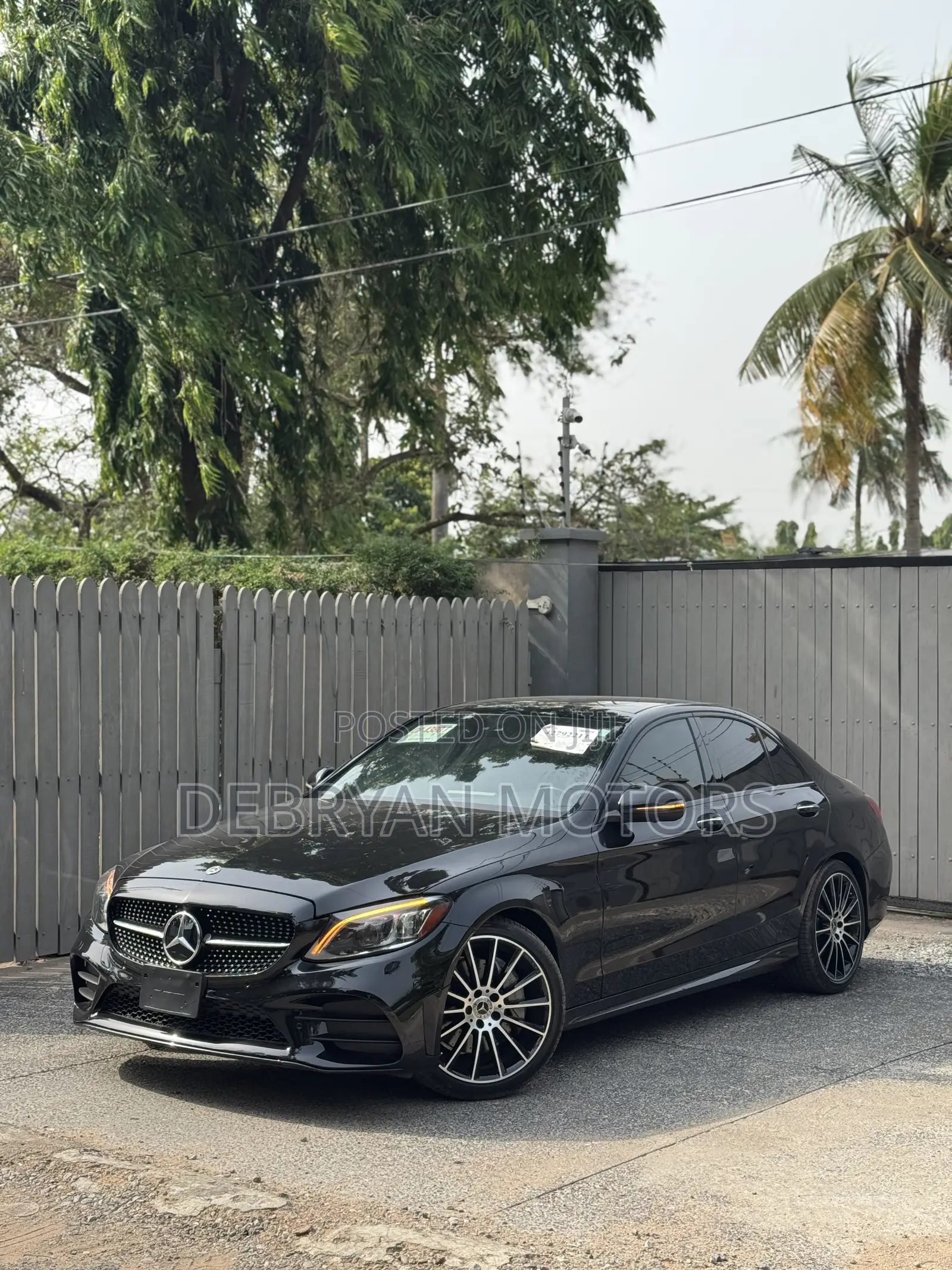 Mercedes-Benz C300 2020 Black