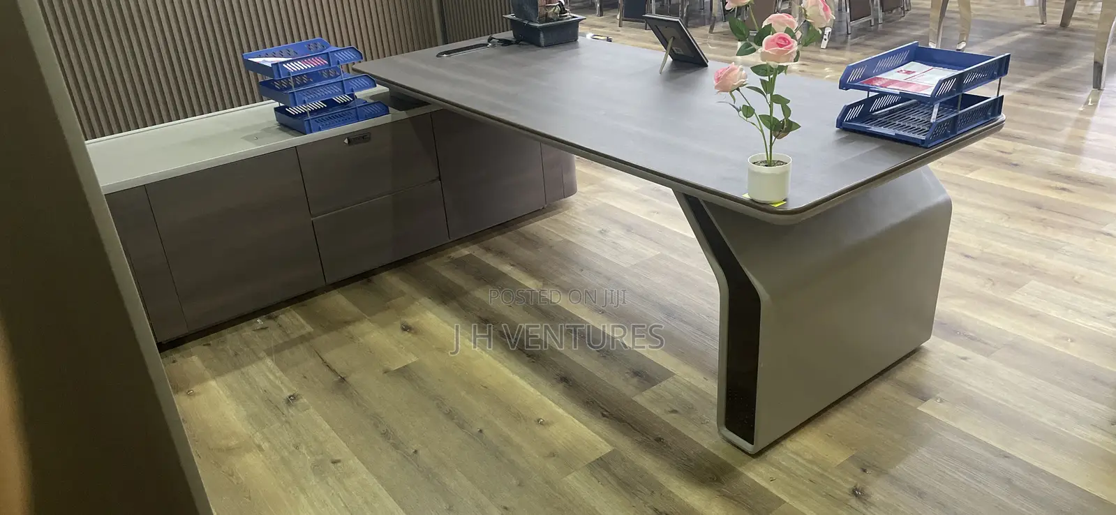 Executive L - Shaped Office Desk