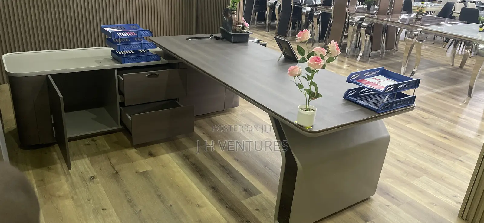 Executive L - Shaped Office Desk