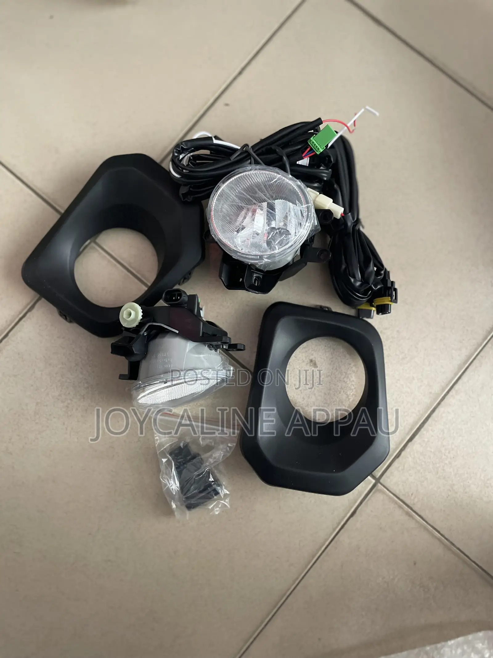 Toyota Tacoma 2016 to 2022 Fog Light and Cover With Bulb and Cable