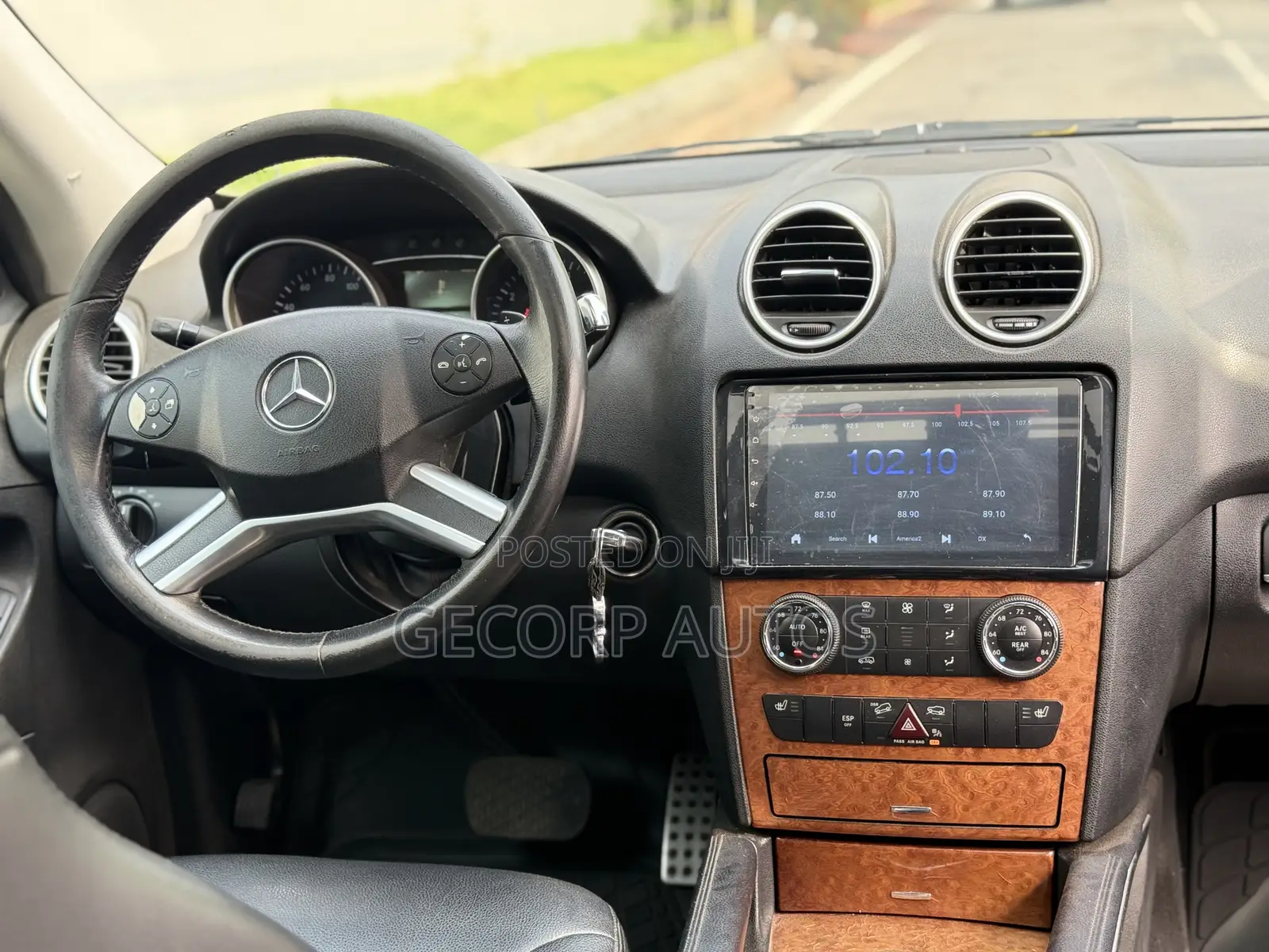Mercedes-Benz M Class ML350 AWD 4MATIC 2009 White
