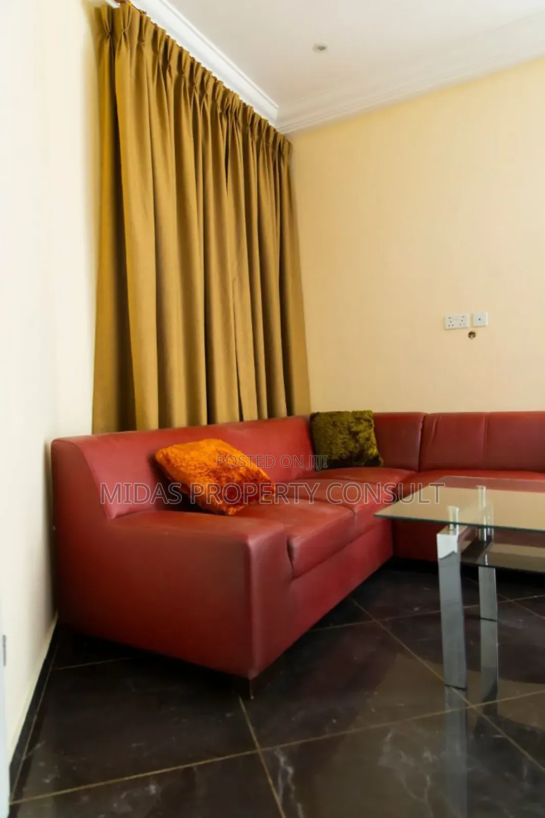 Furnished 3bdrm Apartment in Ridge for sale