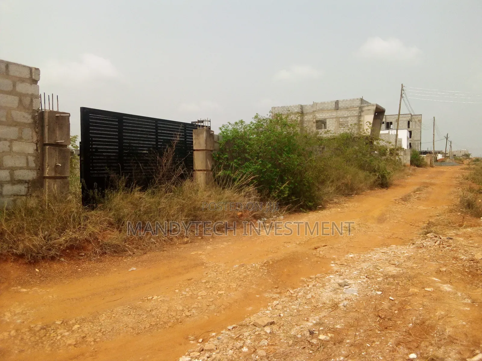 Prime-Luxury Land - Eadt Legon Hills