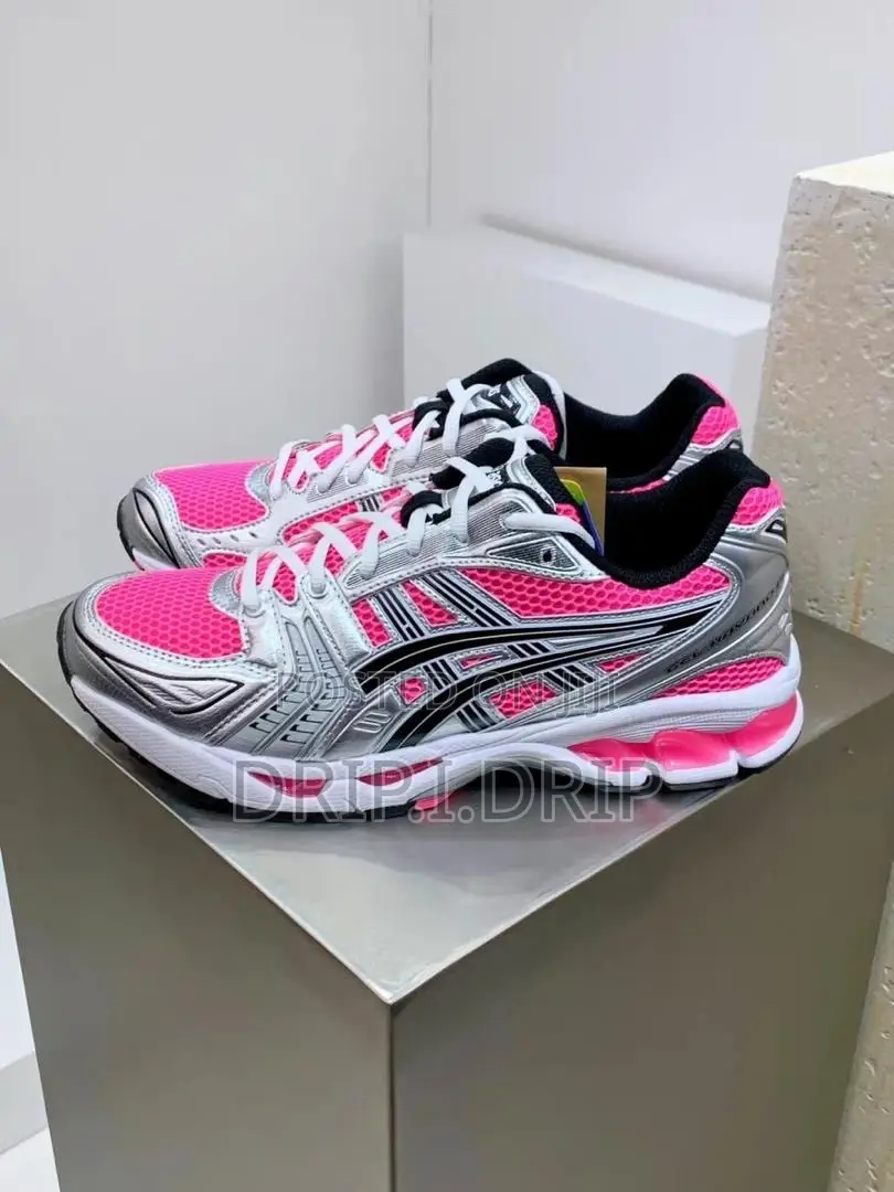 Asic . Comes In Box . Comes In All Sizes And Colours