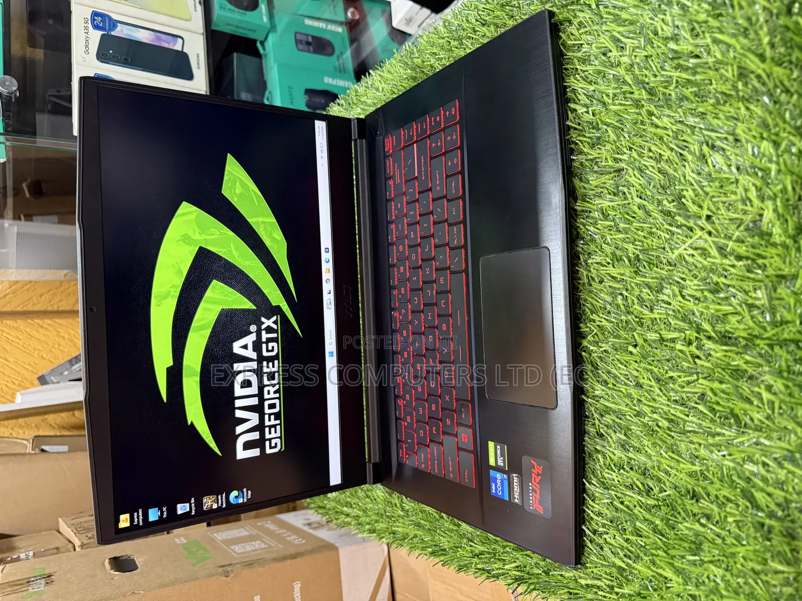 Laptop MSI GF63 32GB Intel Core I7 SSD 512GB