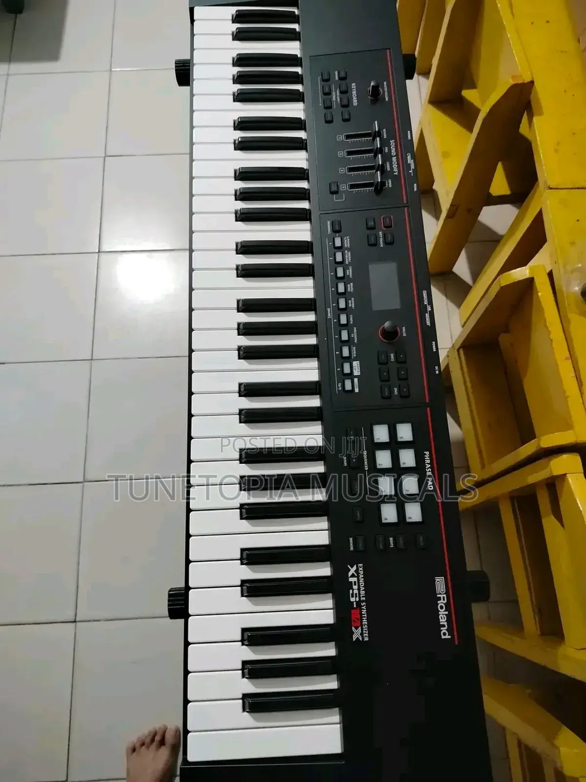 Roland Xps-10x 61-key Expandable Synthesizer Keyboard.