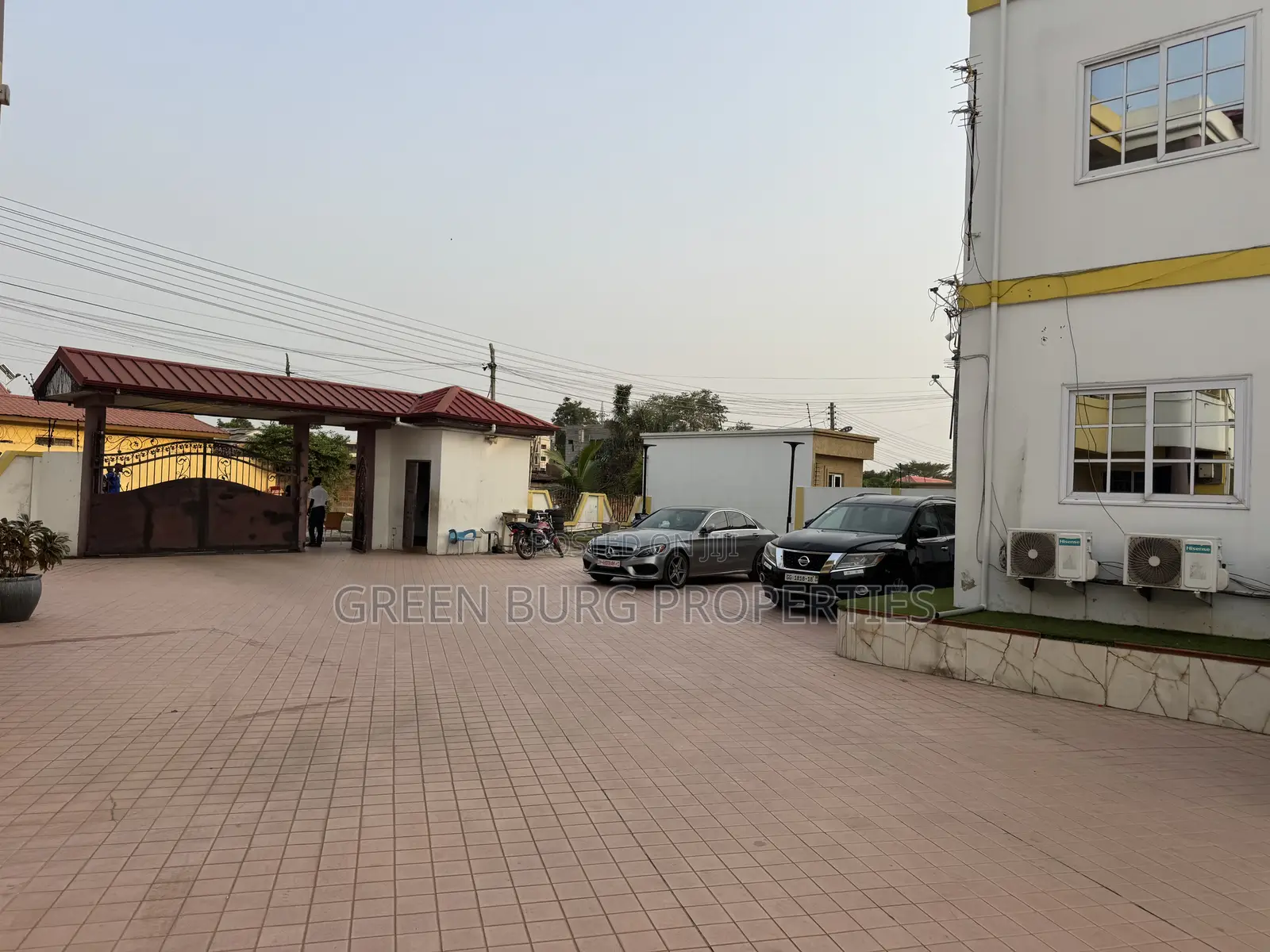 1bdrm Apartment in Green, East Legon for rent