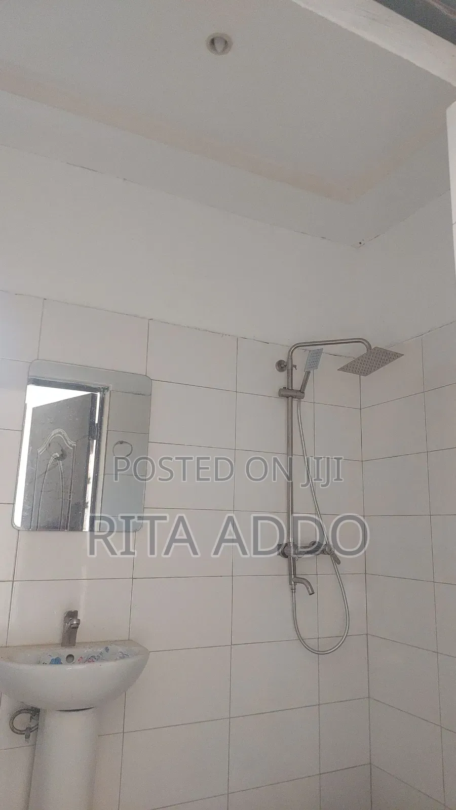 4bdrm House in Lakeside for rent