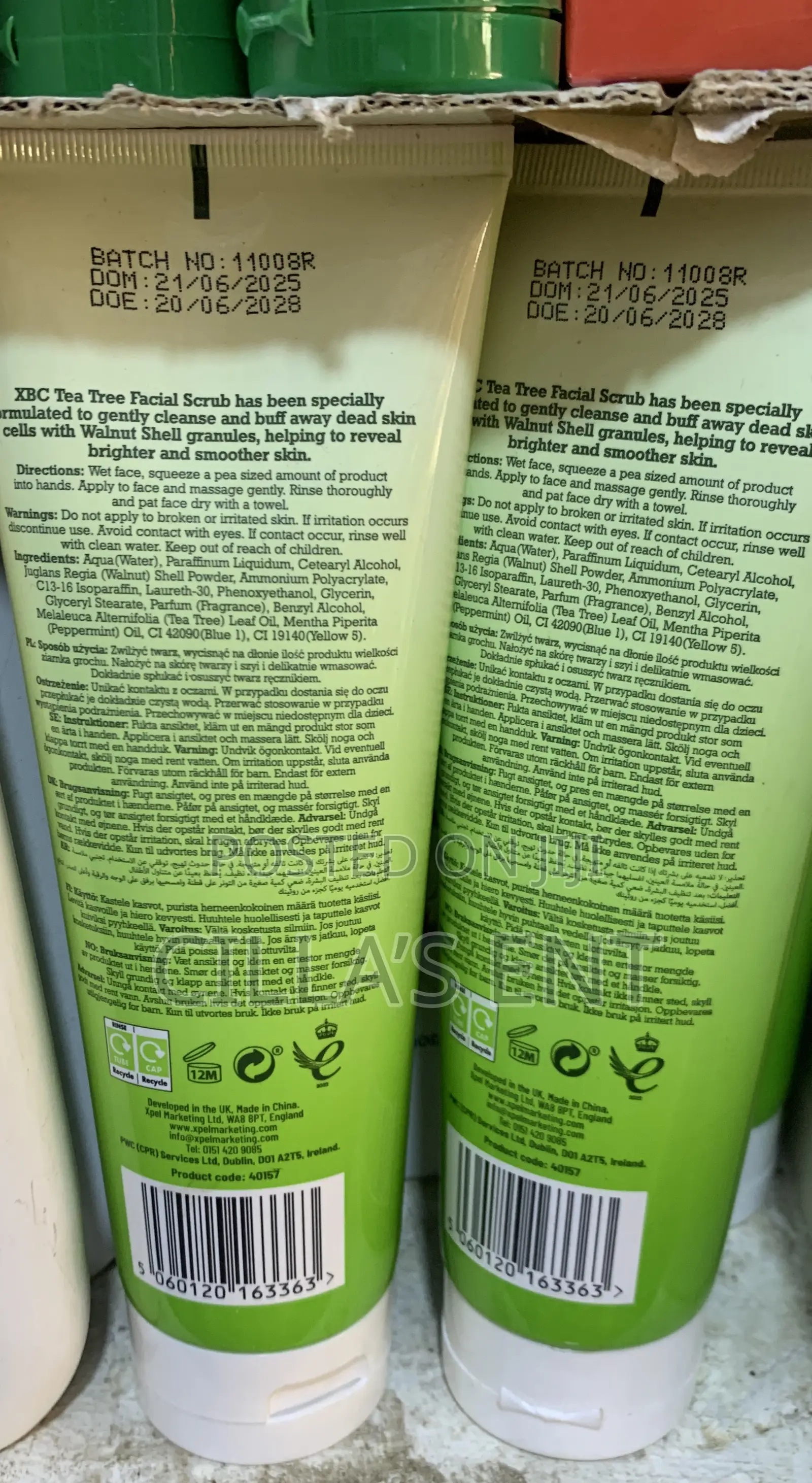 Tea Tree Facial Scrub