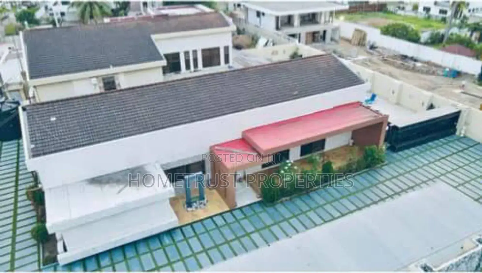 6bdrm Mansion in Hometrust Properties, Labone for sale