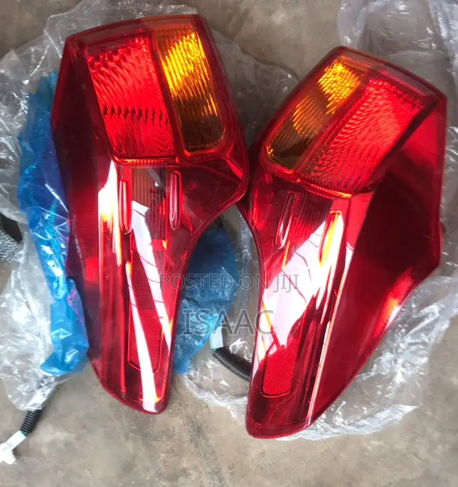 Toyota Rav4 2014 Taillight Pair