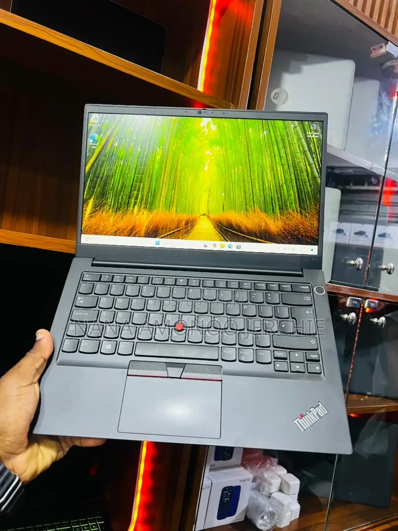 Laptop Lenovo ThinkPad E14 Gen 3 8GB AMD Ryzen 5 SSD 256GB