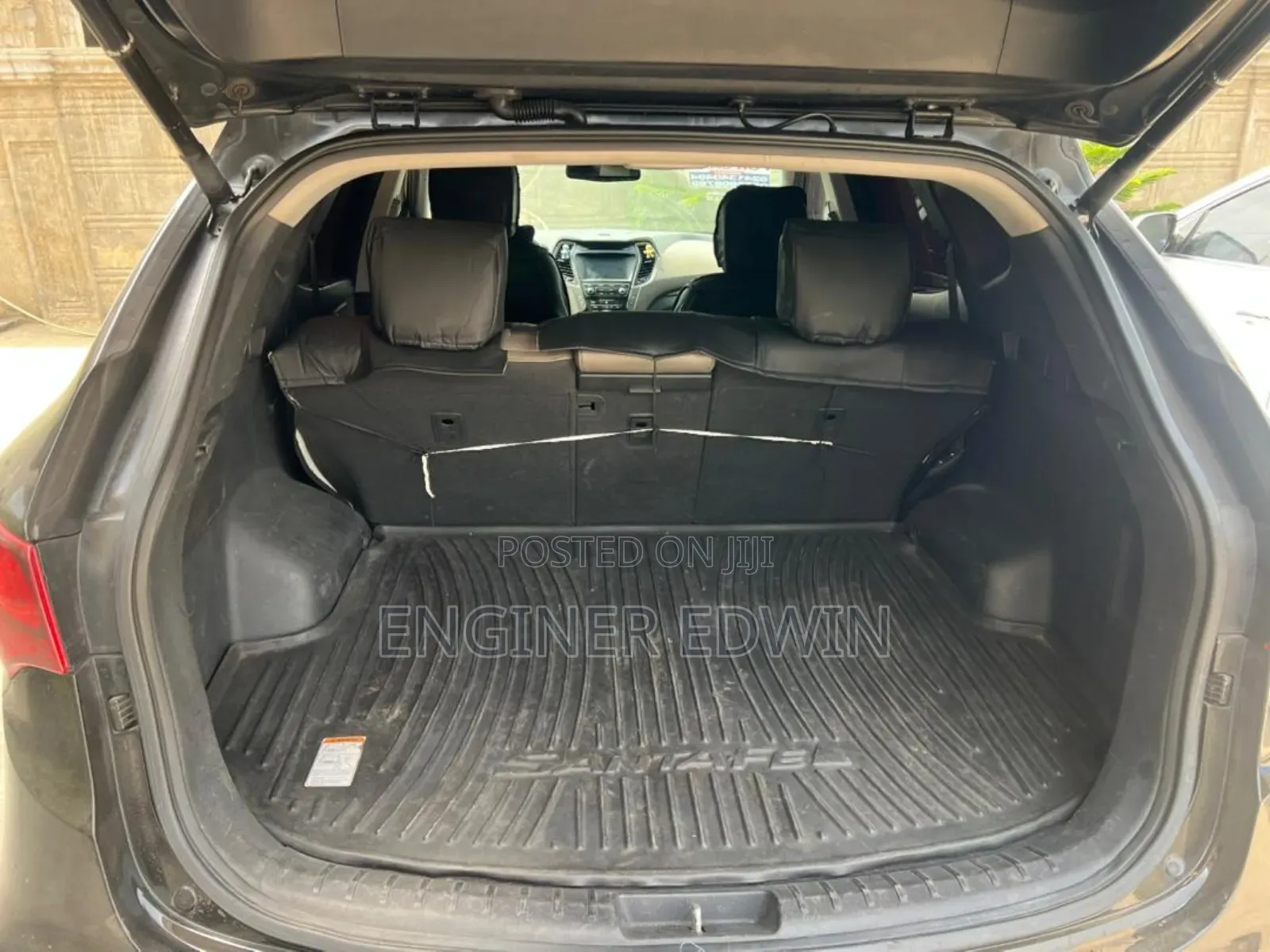 Hyundai Santa Fe SE Ultimate AWD 2018 Black
