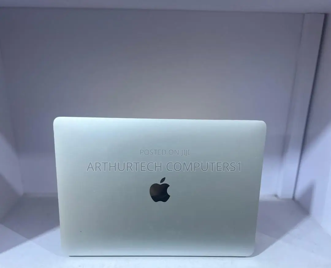 Laptop Apple MacBook Pro 2017 8GB Intel Core i5 SSD 256GB