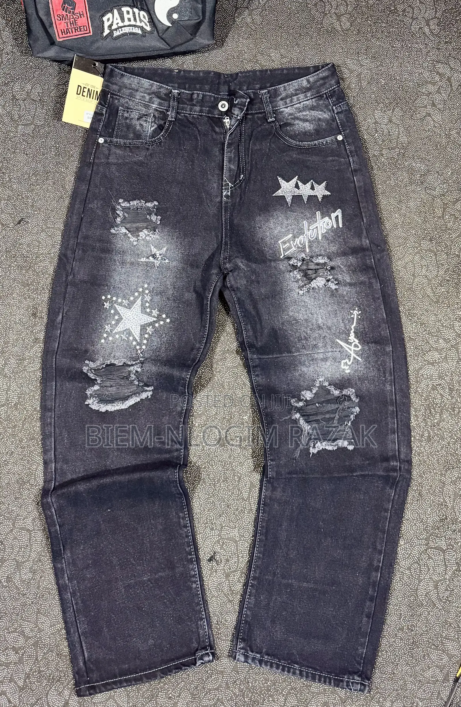 Topmost Quality Amiri N Balenciaga Baggy Jeans Available in Stock