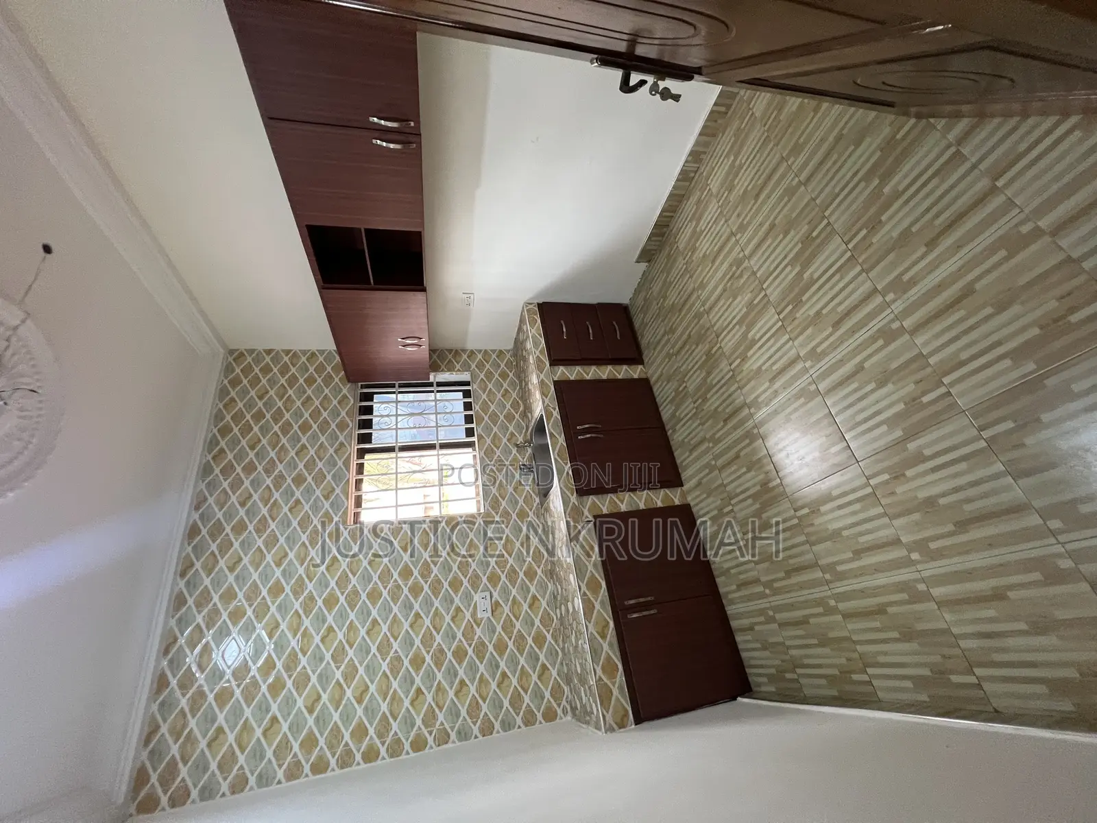2bdrm Apartment in Mr Justice Estate, Old Barrier for rent