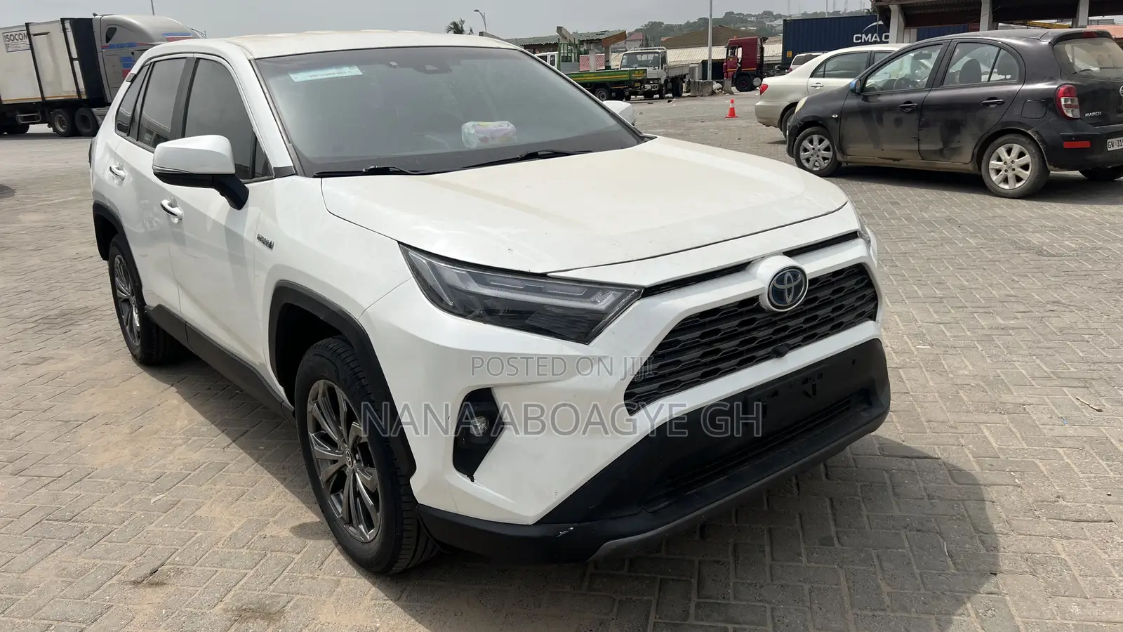 Toyota RAV4 2021 White