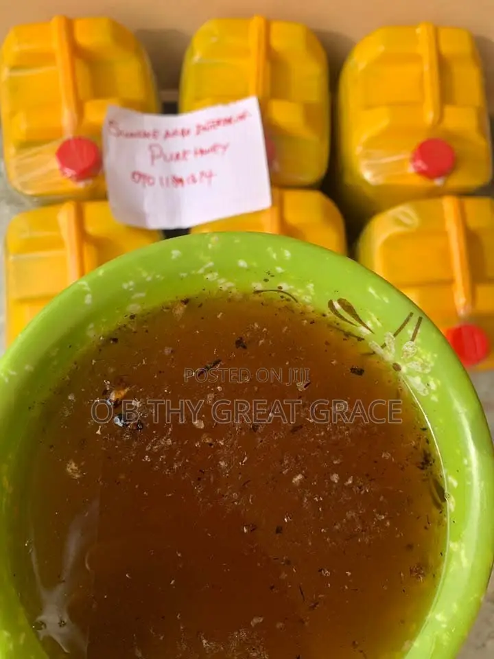 Natural and Organic Bee Honey Available
