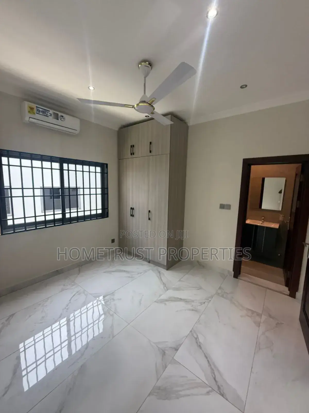 4bdrm Duplex in Hometrust Properties, Mallam for sale