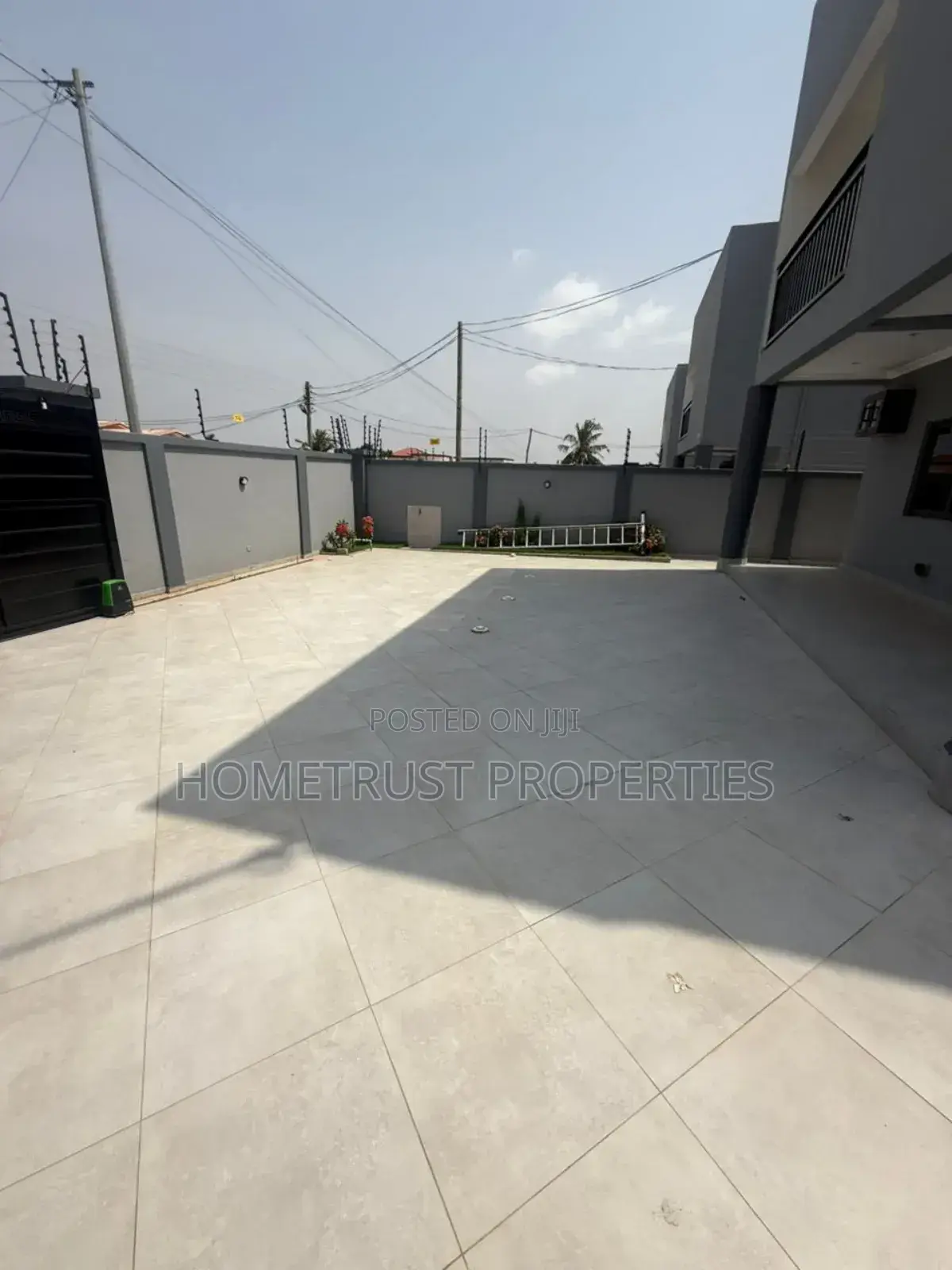 4bdrm Duplex in Hometrust Properties, Mallam for sale