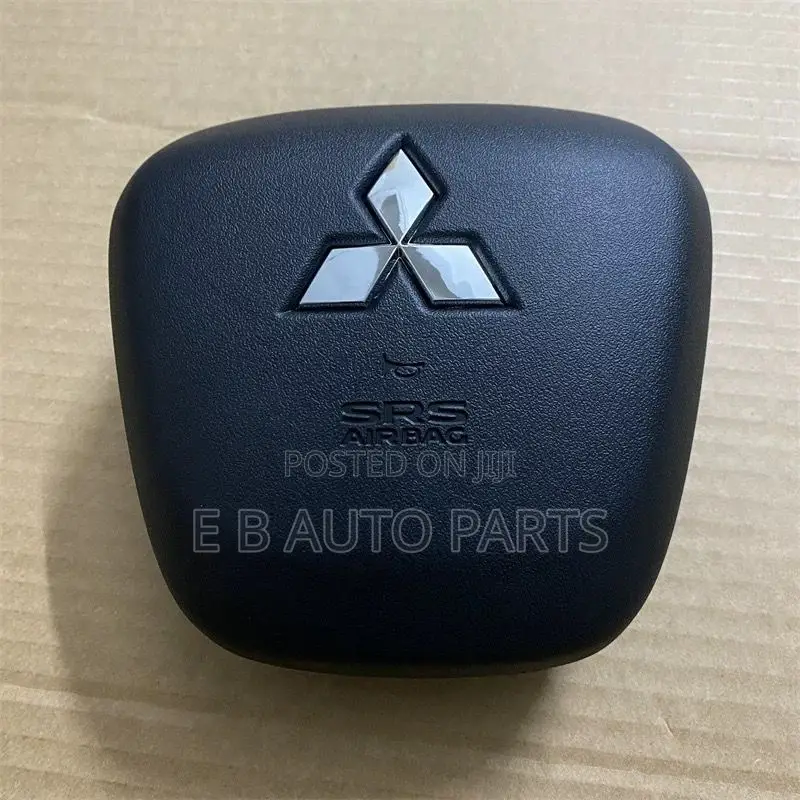 Outlander 2023 Airbag Cover