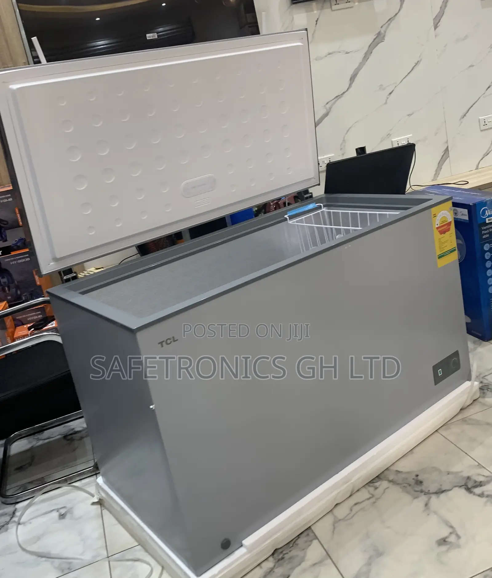 Eco Friendly New TCL 380 Liters Grey Singledoor Freezer